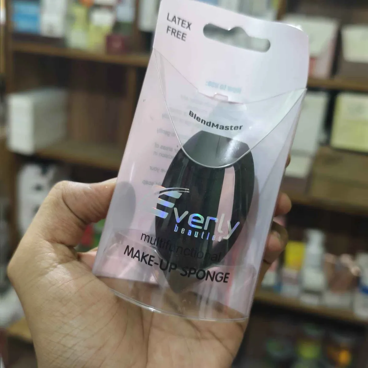 Everly Beauty 2 cut Teardrop Sponge Black
