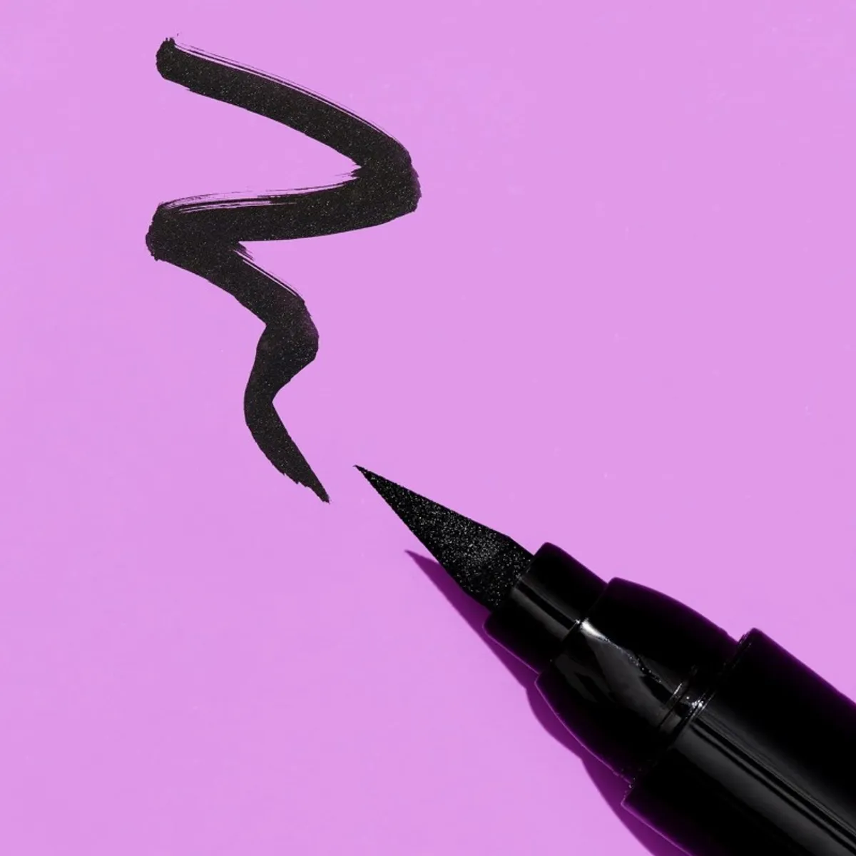 Essence | Lash Princess Waterproof Eyeliner Pen | Vegan & Cruelty Free (Black)