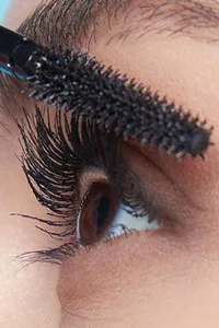 MAYBELLINE NEW YORK Lash Sensational Sky-High Waterproof Mascara