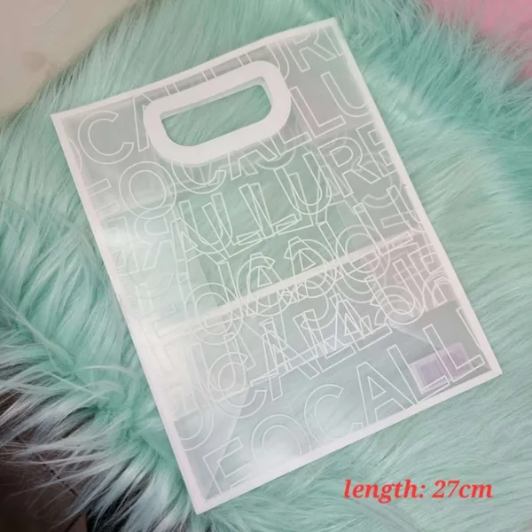 Focallure Gift Bag- DZ02 (Size: 21*27*11 CM)