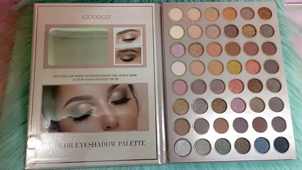 IGOODCO Fashion Fever 48 Color Eyeshadow Palette