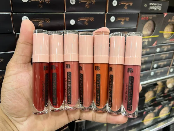 Pastel Beauty Lip Symphony Liquid Lipstick