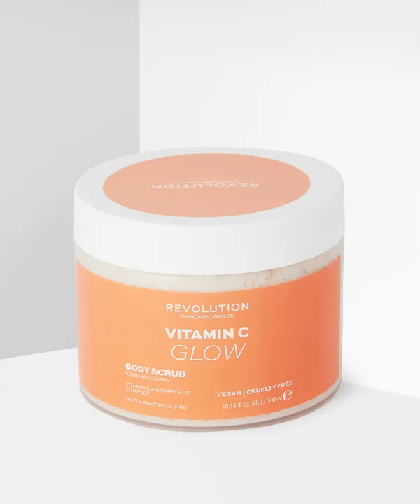 Revolution Skincare - Body scrub with vitamin C (GLOW)