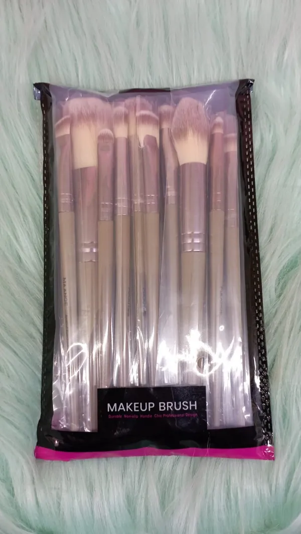 MAANGE 20 Pcs Khaki Makeup Brushes Set
