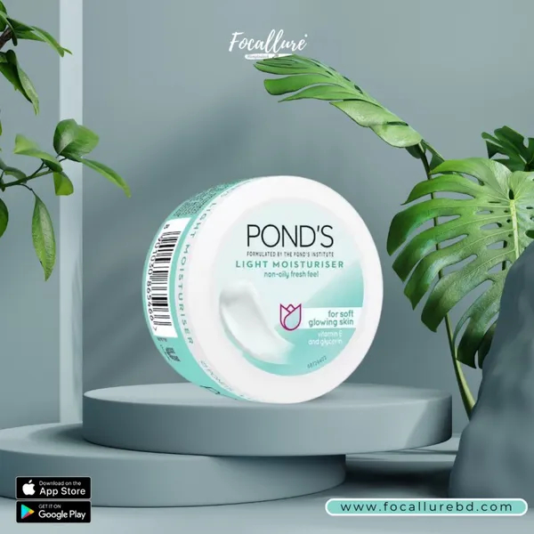 Ponds Light Moisturiser - Non-Oily Fresh Feel For Soft, Glowing Skin-50 ml