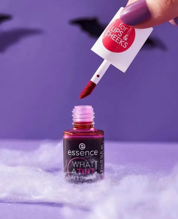 Essence What A Tint! Lip & Cheek Tint  Kiss From A Rose 4.9ml