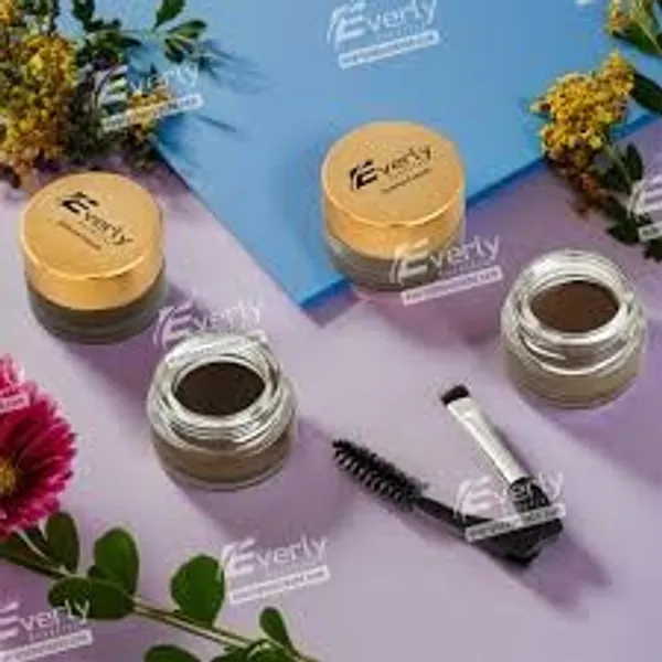 Everly Arch Perfection eyebrow Pomade