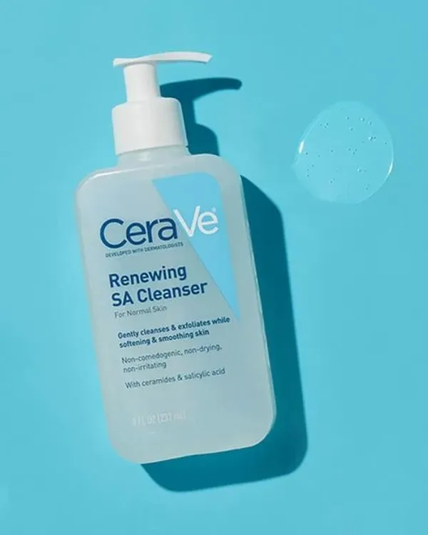Cerave Renewing SA Cleanser (237 ml)