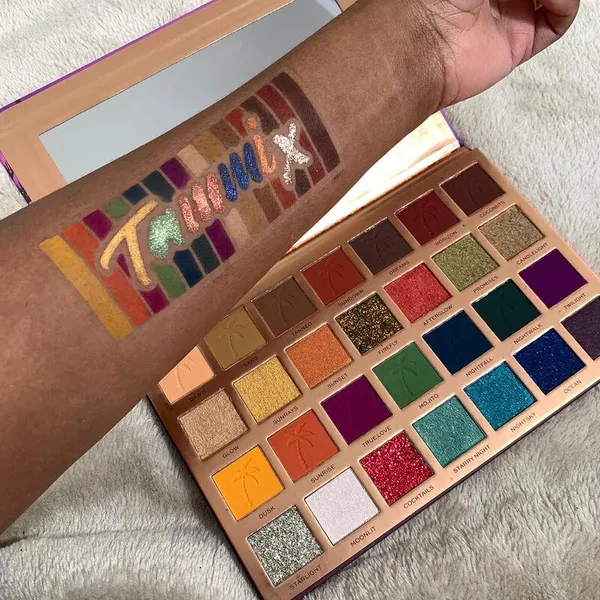 Revolution Tropical Twilight Collection-Eyeshadow Palette X Tammi-28 Color