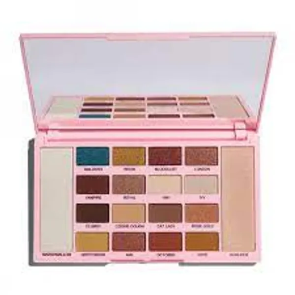 Revolution x Kisu Eyeshadow & Highlighter Palette