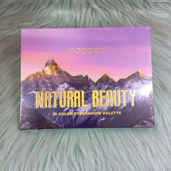 IGOODCO Natural Beauty 35 Color Eyeshadow Palette
