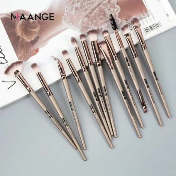 Maange Makeup Brush